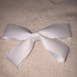 Nicoles Boutique Large Sparkly White Hairbow